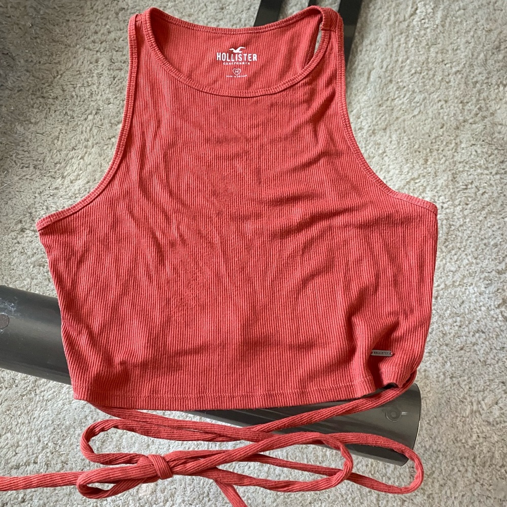 Hollister Tie Bottom Tank Top